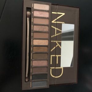 URBAN DECAY NAKED PALLET